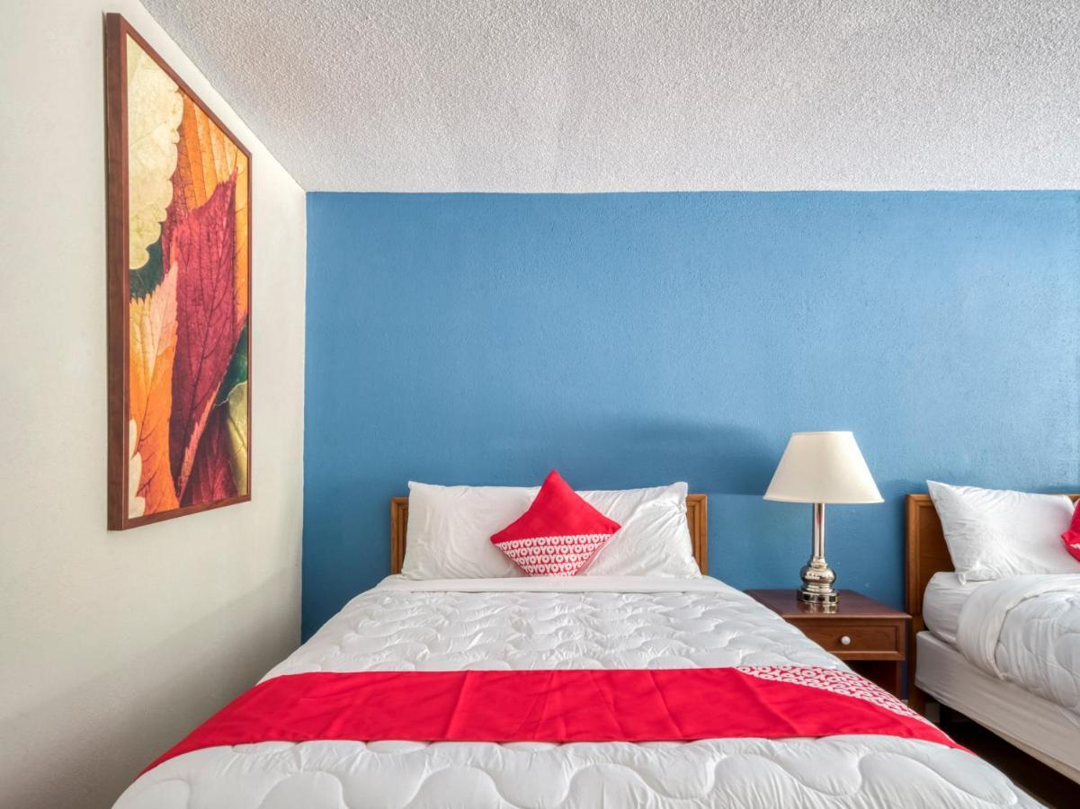 Oyo Hotel Battleboro Bagian luar foto